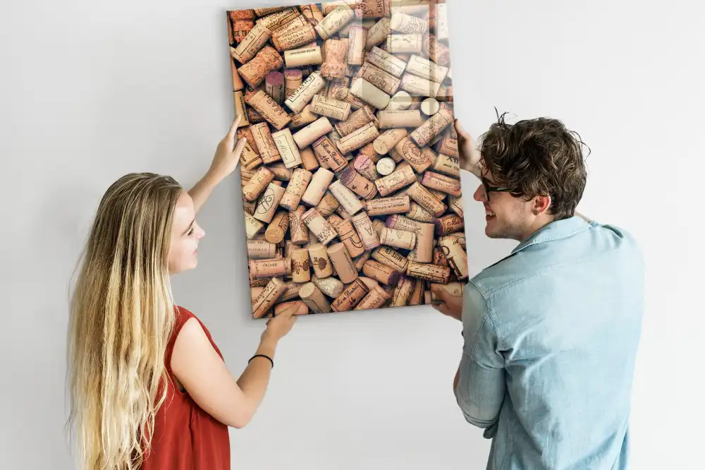 Tableau aimanté pour capsules de bouchons de vin