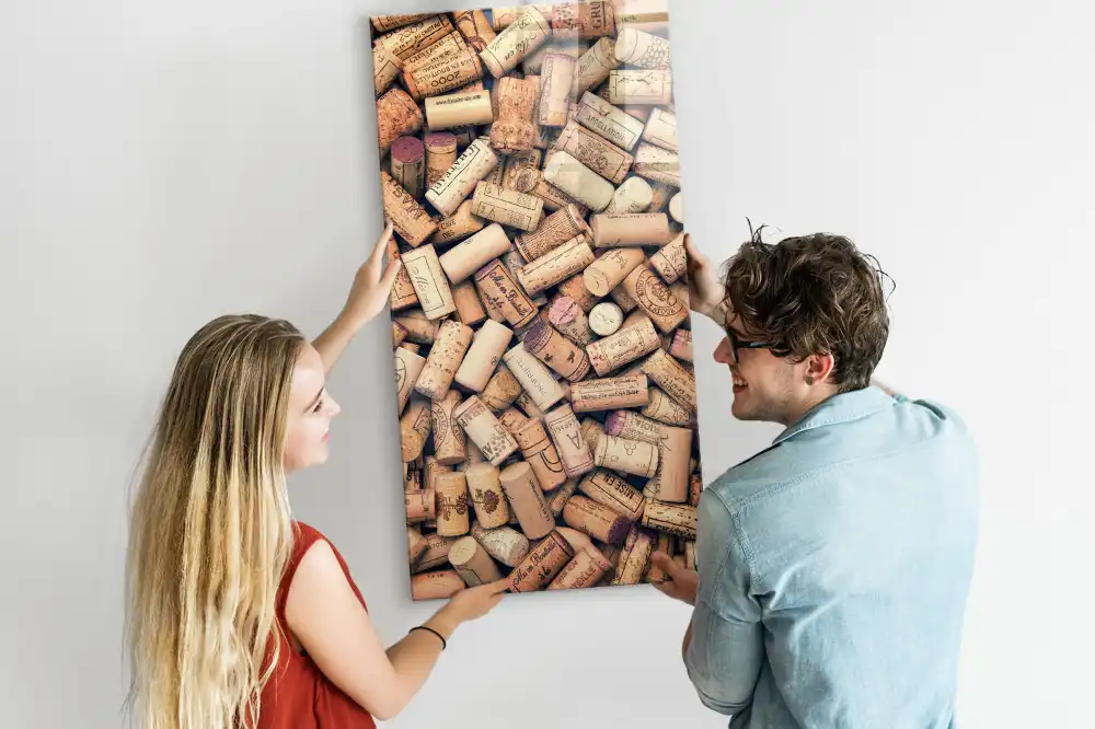 Tableau aimanté pour capsules de bouchons de vin
