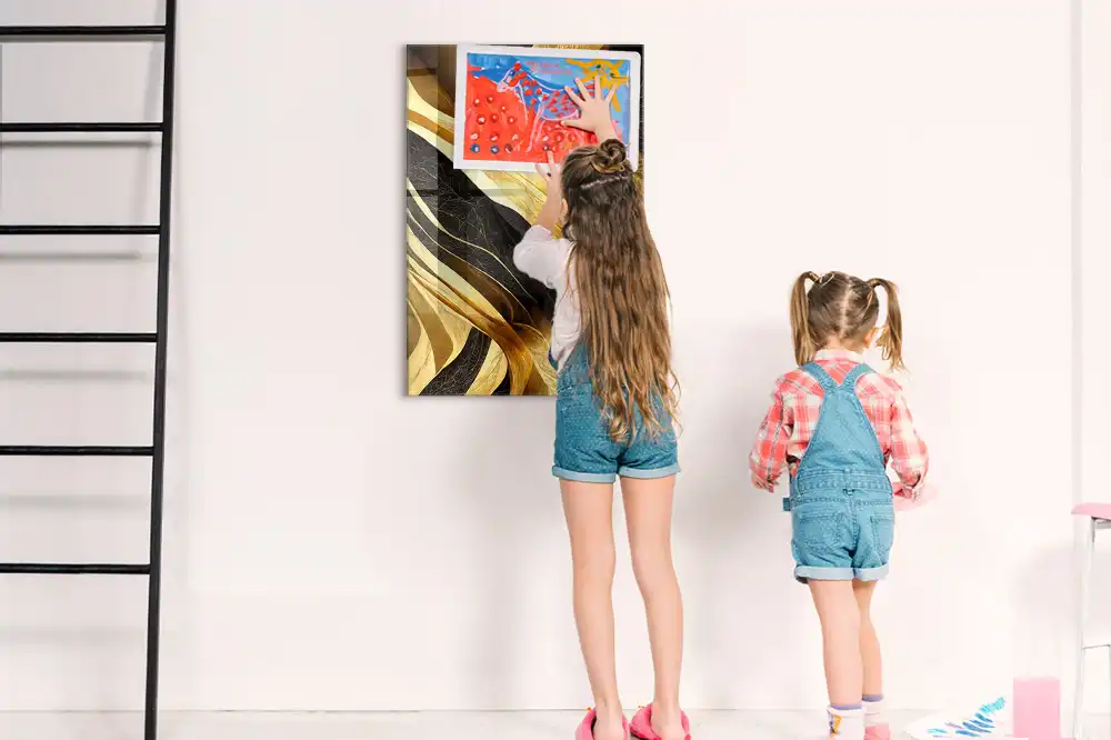 Tableau magnétique à lignes abstraites