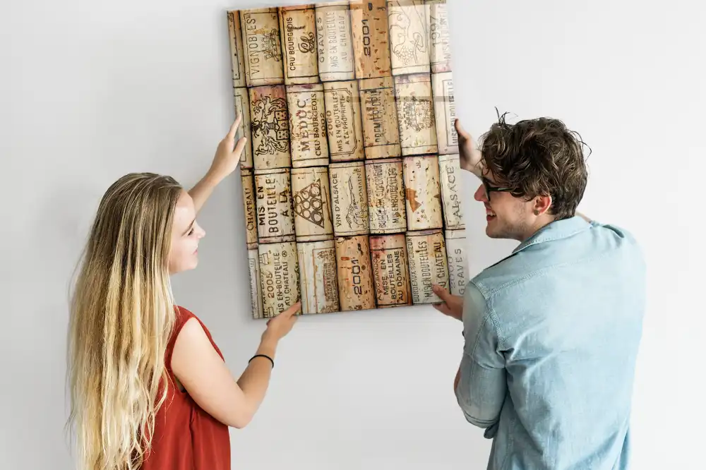 Tableau aimanté pour bouchons de vin