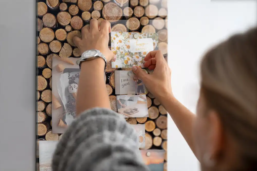 Tableau magnétique décoratif motif souches d'arbres