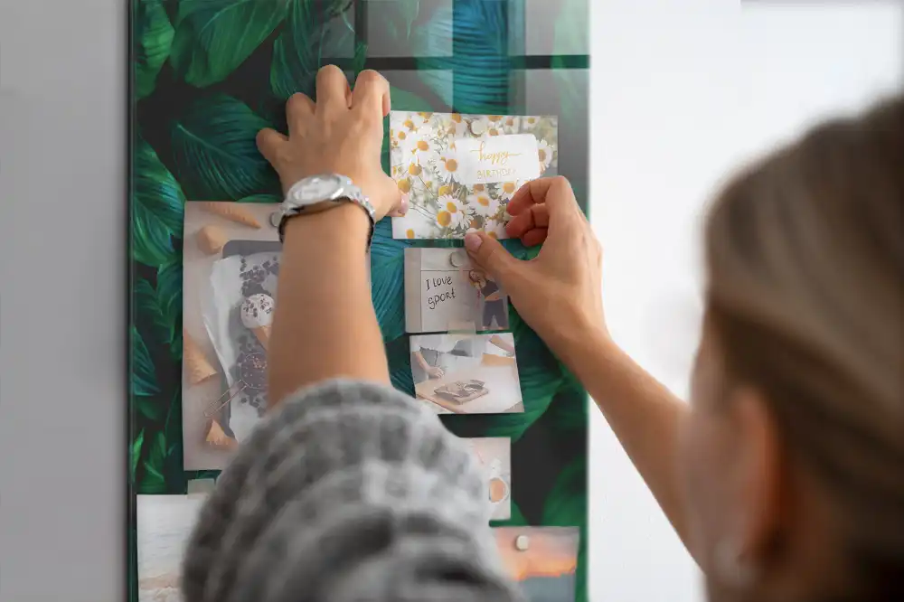 Tableau magnétique grand format à motif de feuilles tropicales