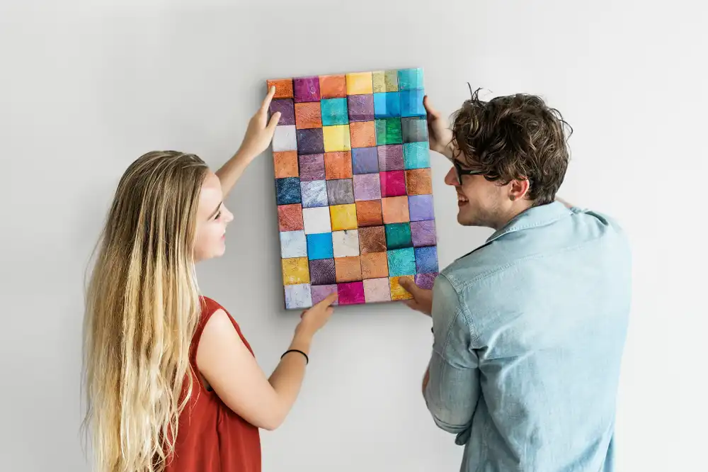 Tableau magnétique avec cubes en bois colorés