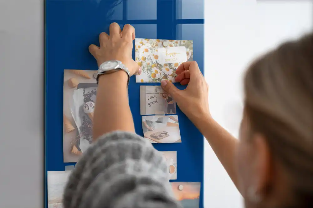 Tableau magnétique mural bleu