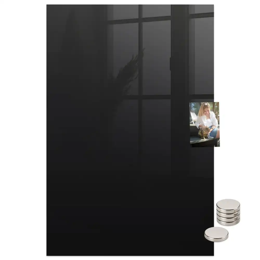 Tableau magnétique noir