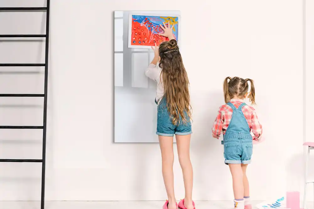 Tableau magnétique blanc foncé