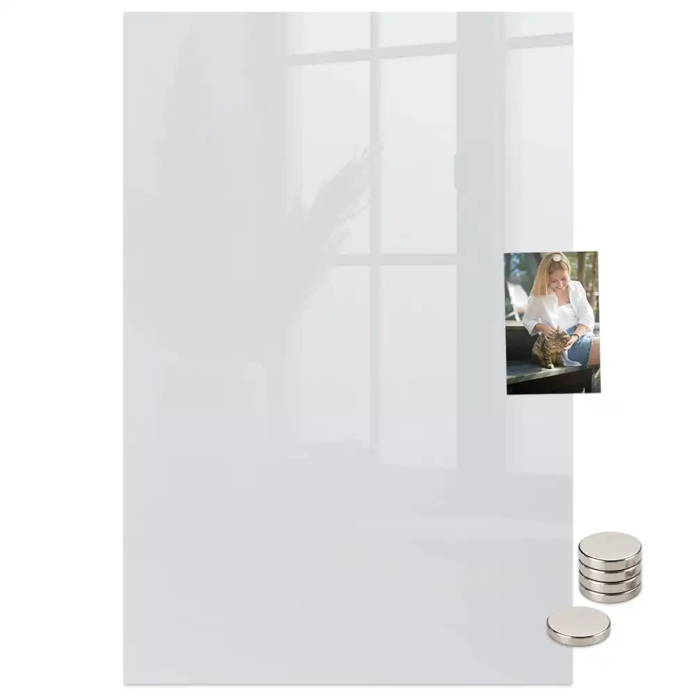 Tableau magnétique blanc foncé