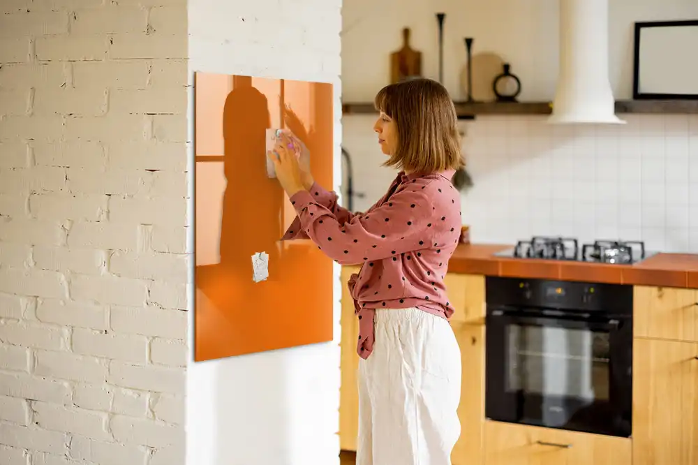 Tableau aimanté orange