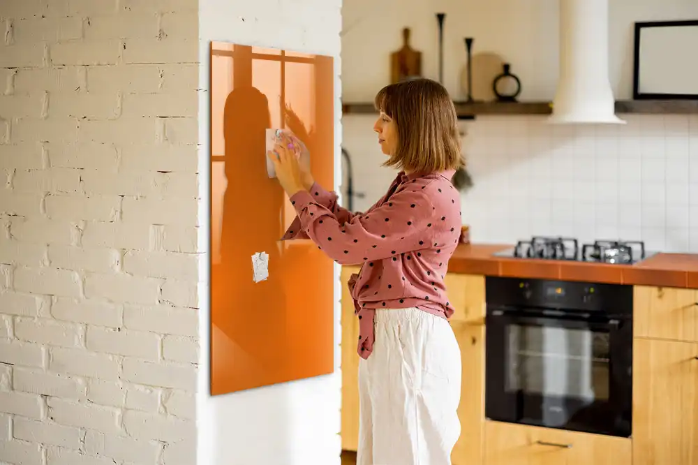 Tableau aimanté orange
