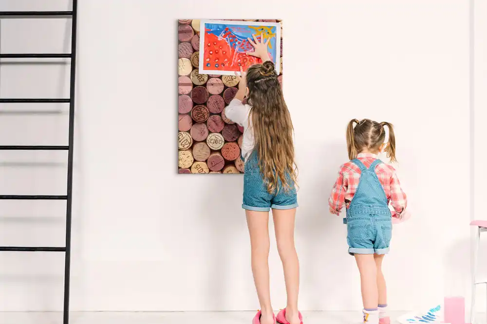 Tableau magnétique pour bouchons de vin