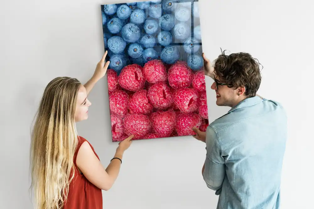 Tableau magnétique décoratif motif framboises et myrtilles