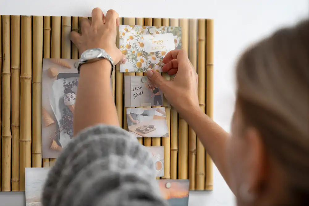Tableau magnétique en verre motif pousses de bambou