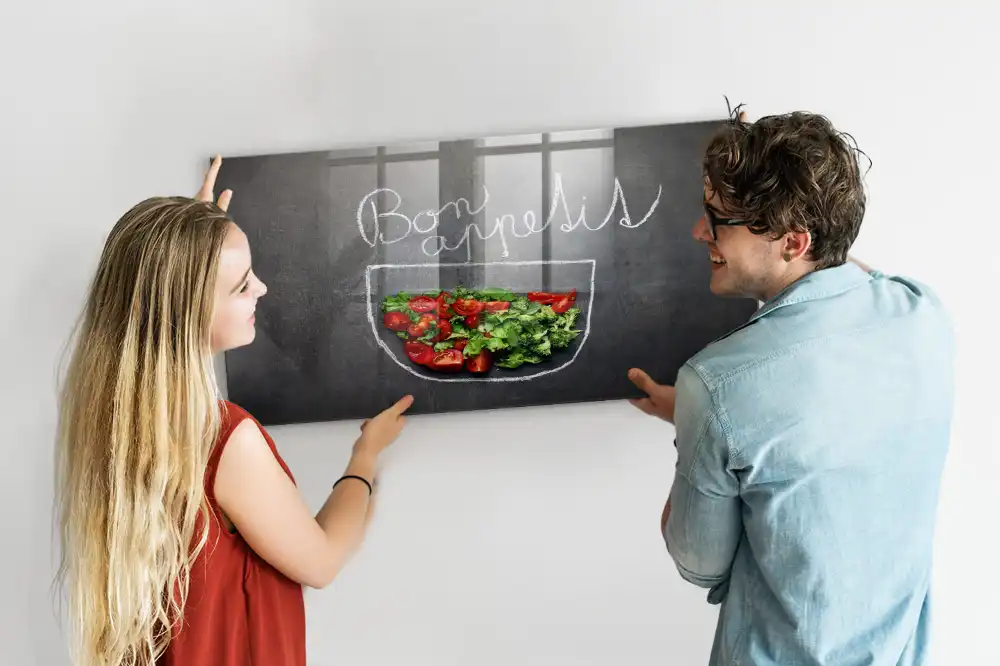 Tableau magnétique en verre avec inscription Bon appétit