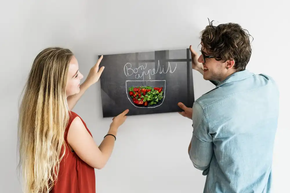 Tableau magnétique en verre avec inscription Bon appétit