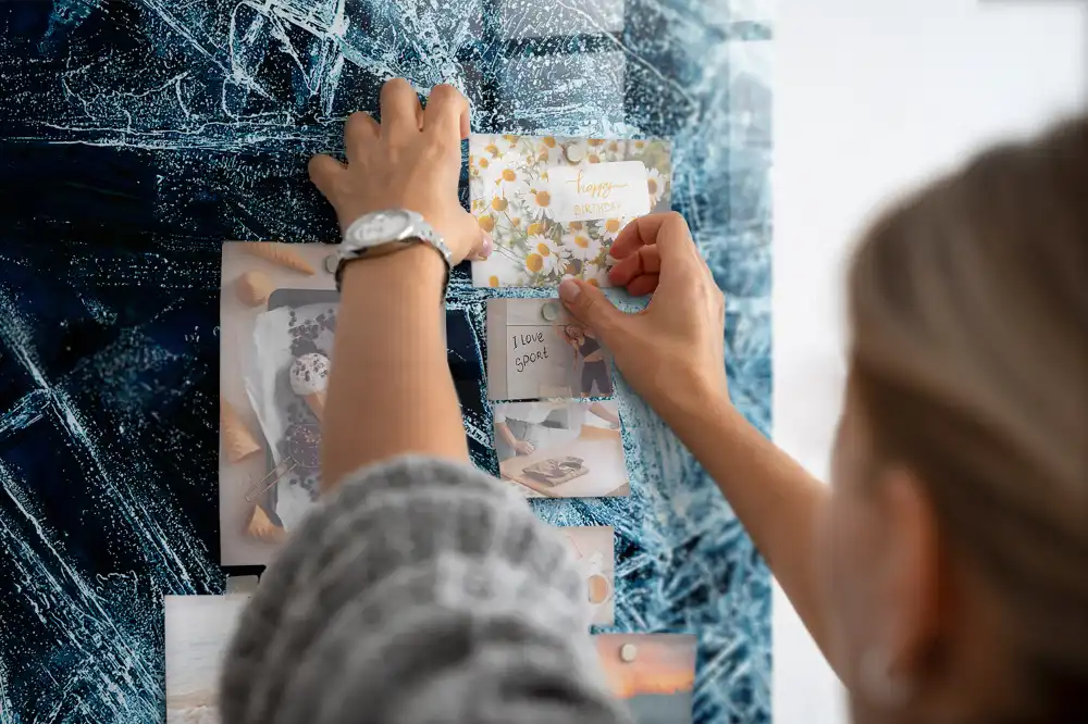 Tableau magnétique en verre dépoli pour mur