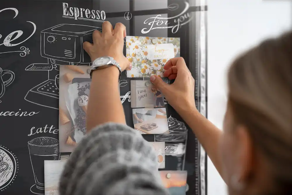 Tableau magnétique en verre pour machines à café