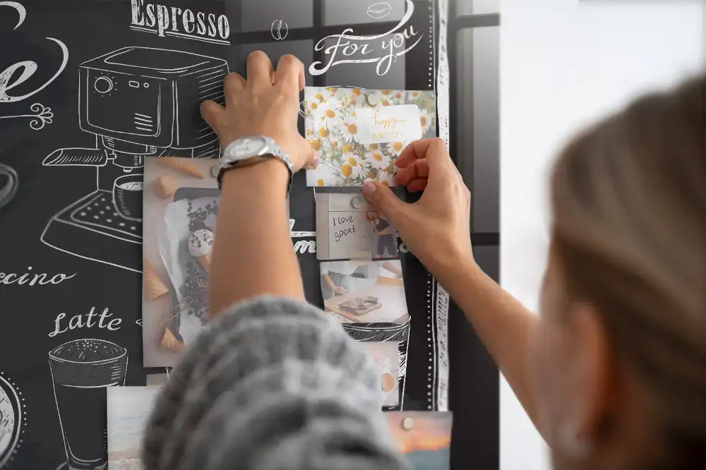 Tableau magnétique en verre pour machines à café