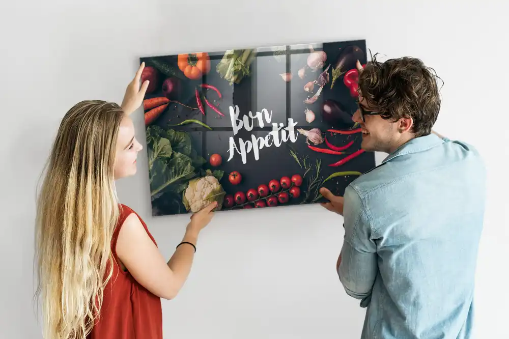 Tableau magnétique décoratif avec inscription Bon appétit