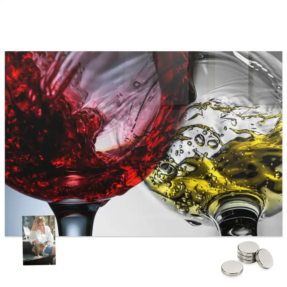 Tableau magnétique en verre avec verres à vin