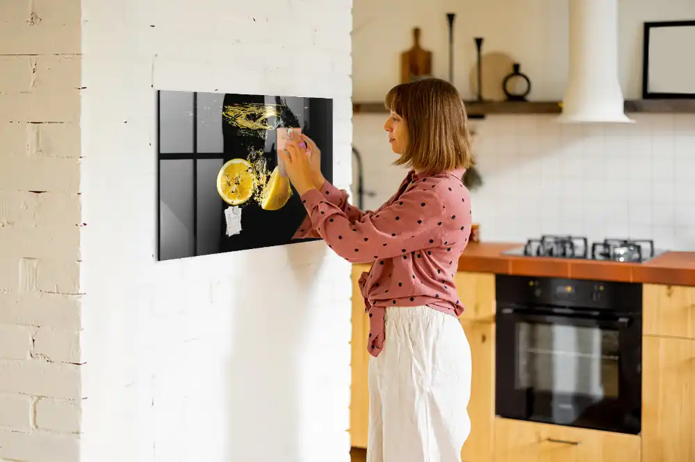 Tableau magnétique en verre motif agrumes jaunes