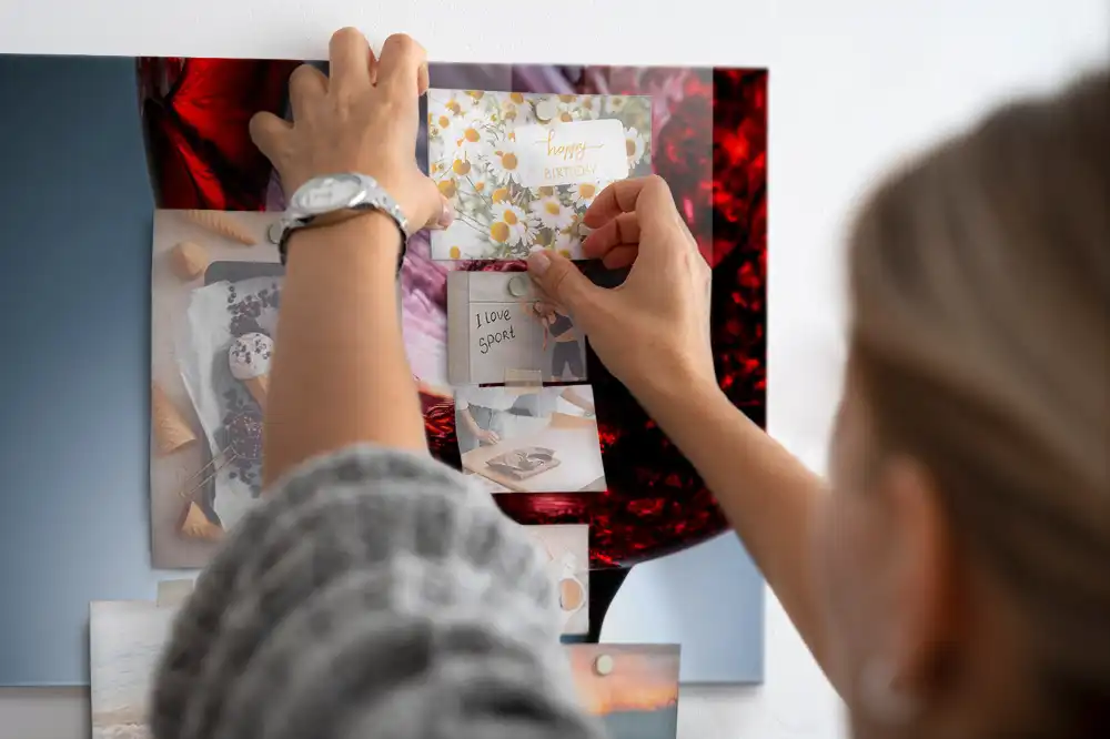Tableau en verre magnétique un verre de vin