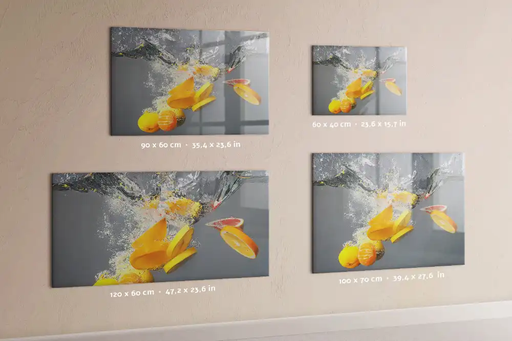 Tableau magnétique en verre motif agrumes dans un jet d'eau