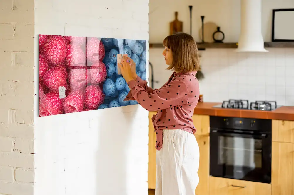 Tableau mural magnétique fruits des bois
