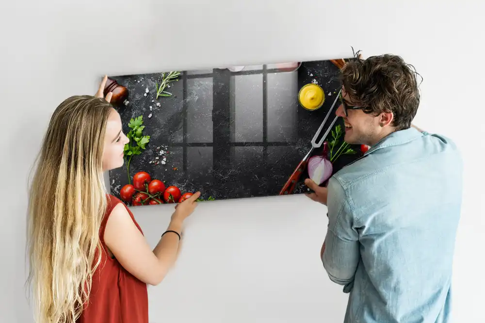 Tableau magnétique pour magnets de légumes sur comptoir de cuisine