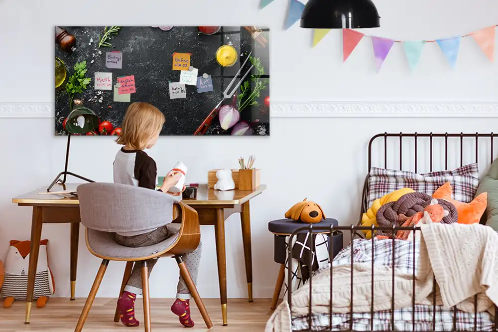 Tableau magnétique pour magnets de légumes sur comptoir de cuisine