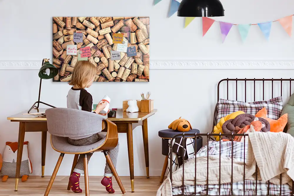 Tableau aimanté décoratif pour bouchons de bouteille