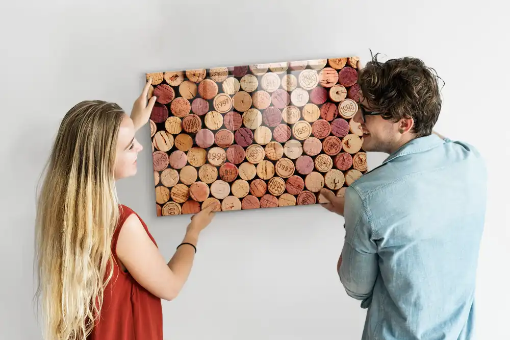Tableau mural magnétique pour bouchons de bouteille