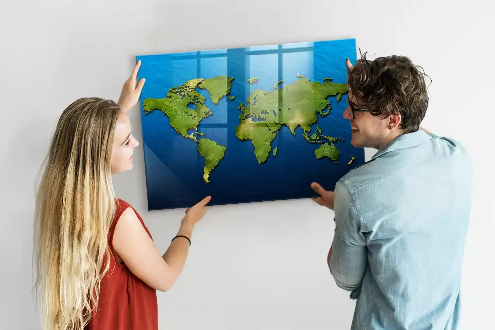 Tableau magnétique en verre motif mappemonde atlas