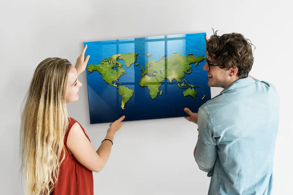 Tableau magnétique en verre motif mappemonde atlas