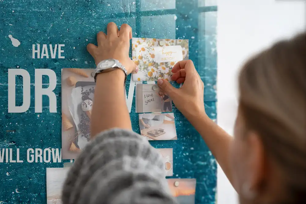 Tableau magnétique avec inscription inspirante pour magnets