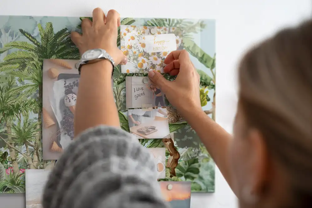 Tableau magnétique en verre motif jungle tropicale