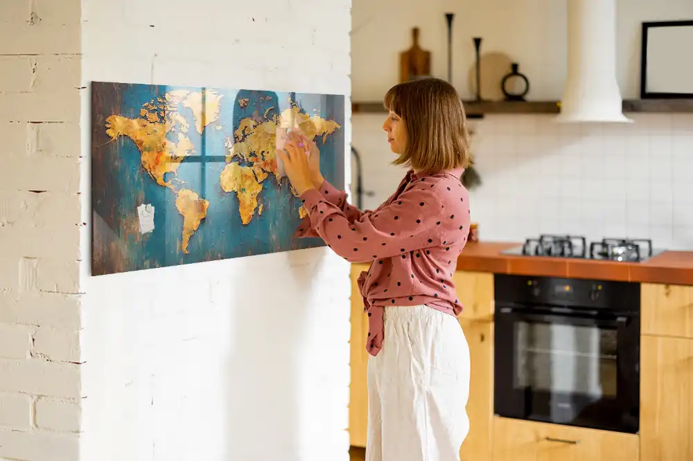 Tableau mural magnétique décoratif en forme de carte du monde