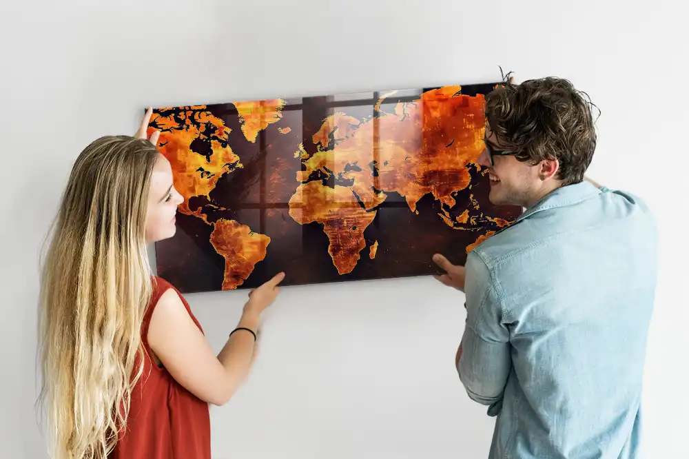 Tableau magnétique en verre avec carte du monde