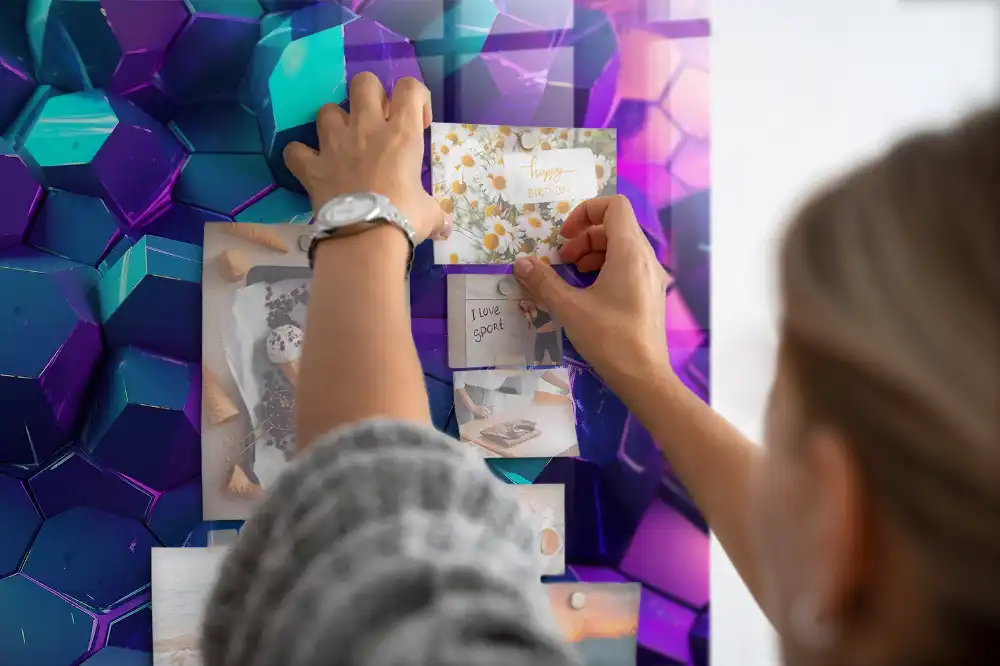 Tableau magnétique en verre motif géométrie spatiale