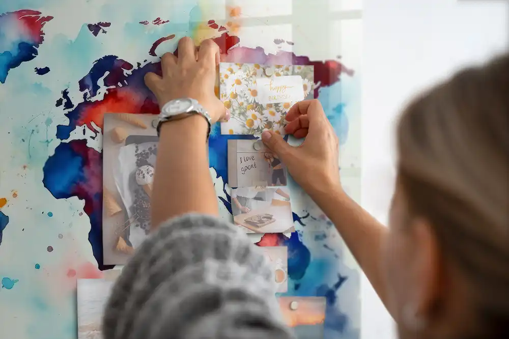Tableau mural magnétique motif atlas peint