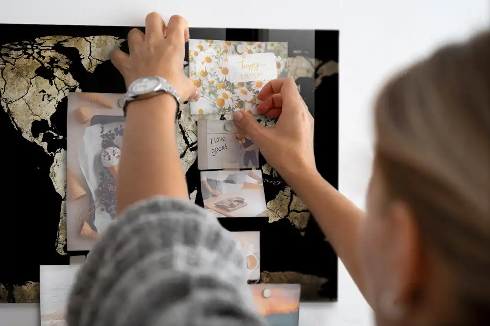 Tableau magnétique pour magnets motif carte du monde