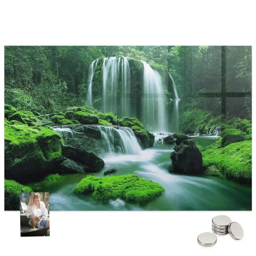 Tableau magnétique en verre avec motif de cascade dans la mousse