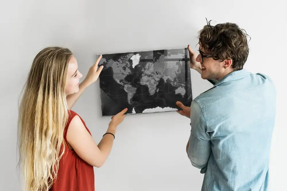 Tableau en verre magnétique carte du monde sombre