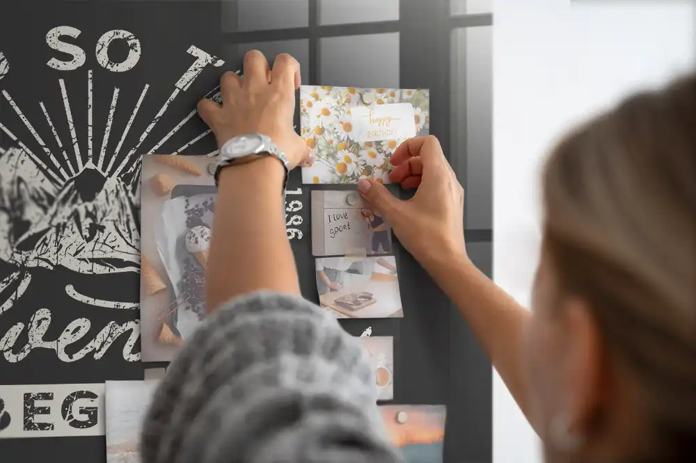 Tableau magnétique en verre avec citation sur l'aventure