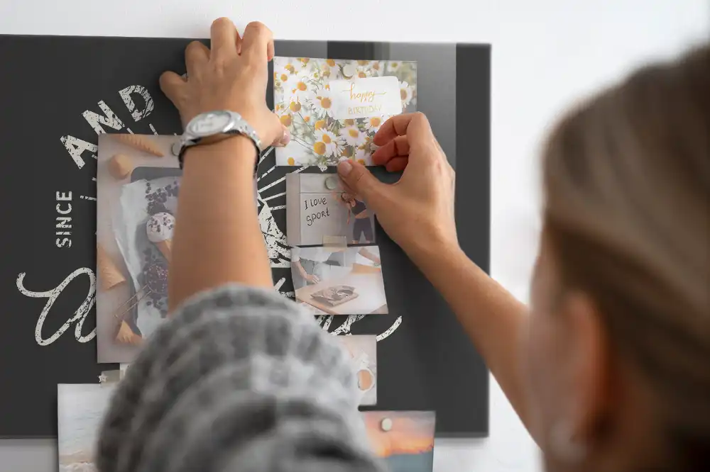 Tableau magnétique en verre avec citation sur l'aventure