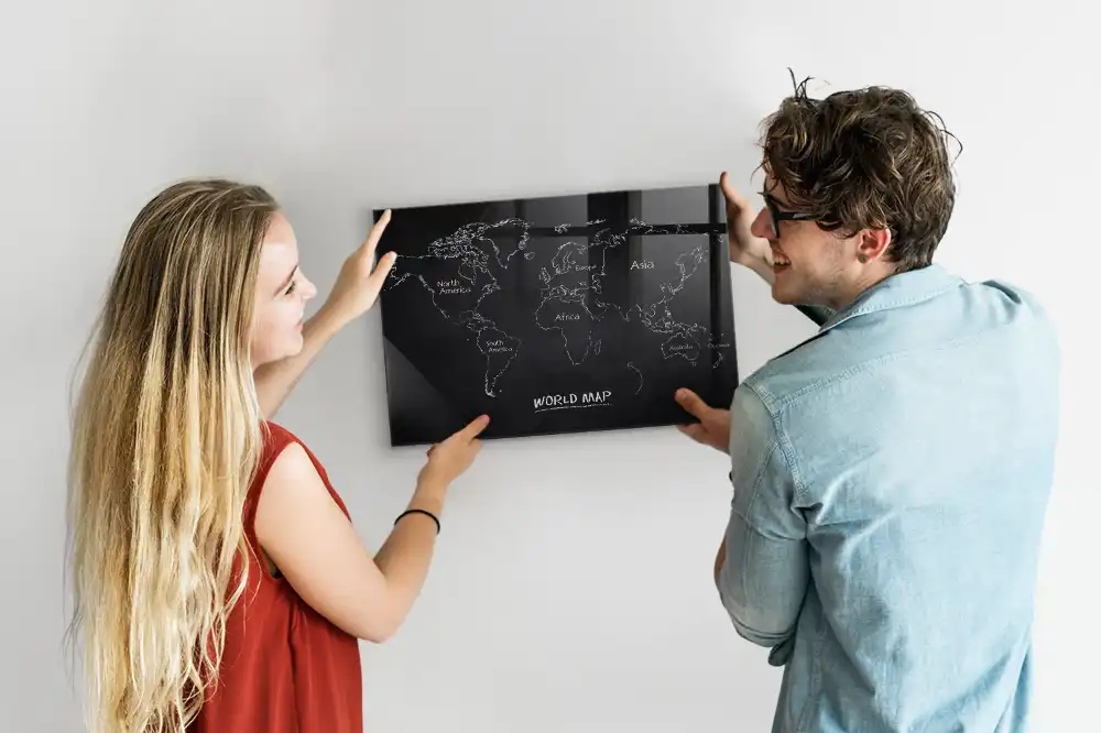 Tableau magnétique en verre avec carte du monde politique