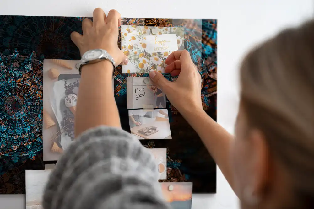 Tableau magnétique avec motif géométrique