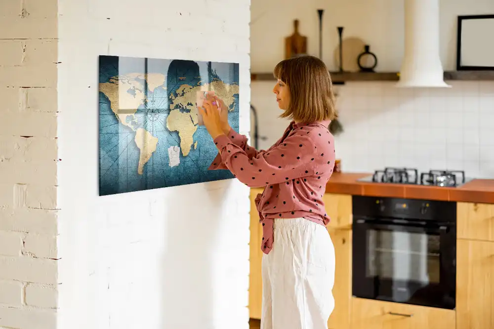 Tableau magnétique décoratif carte du monde spatiale