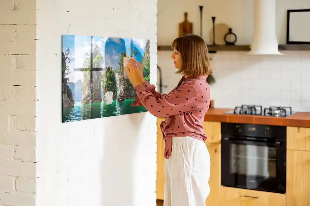 Tableau en verre magnétique motif lac dans la forêt