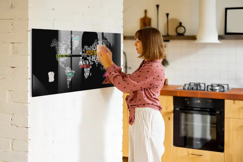 Tableau magnétique carte du monde colorée pour magnets