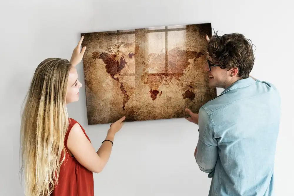 Tableau aimanté décoratif représentant une carte du monde historique
